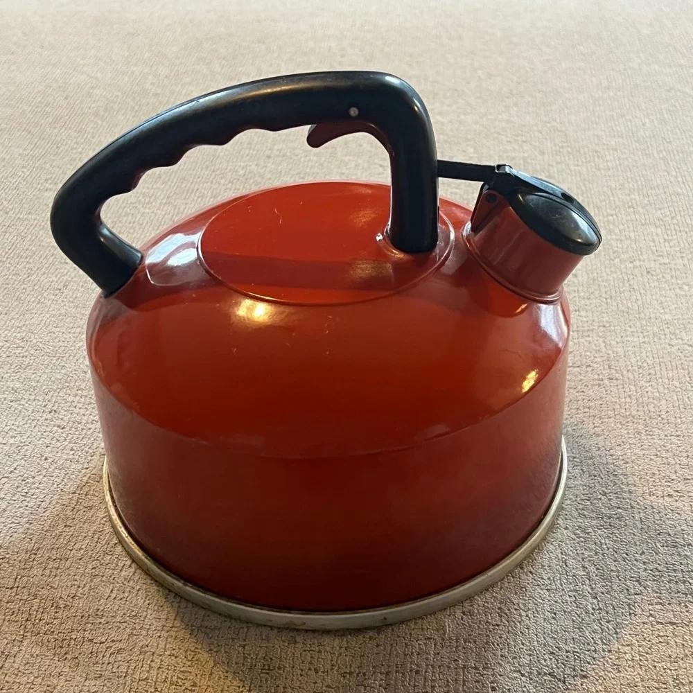 Vintage Revere Ware Red Enamel Whistling Tea Kettle Aluminum 2.3 Qt Made in USA